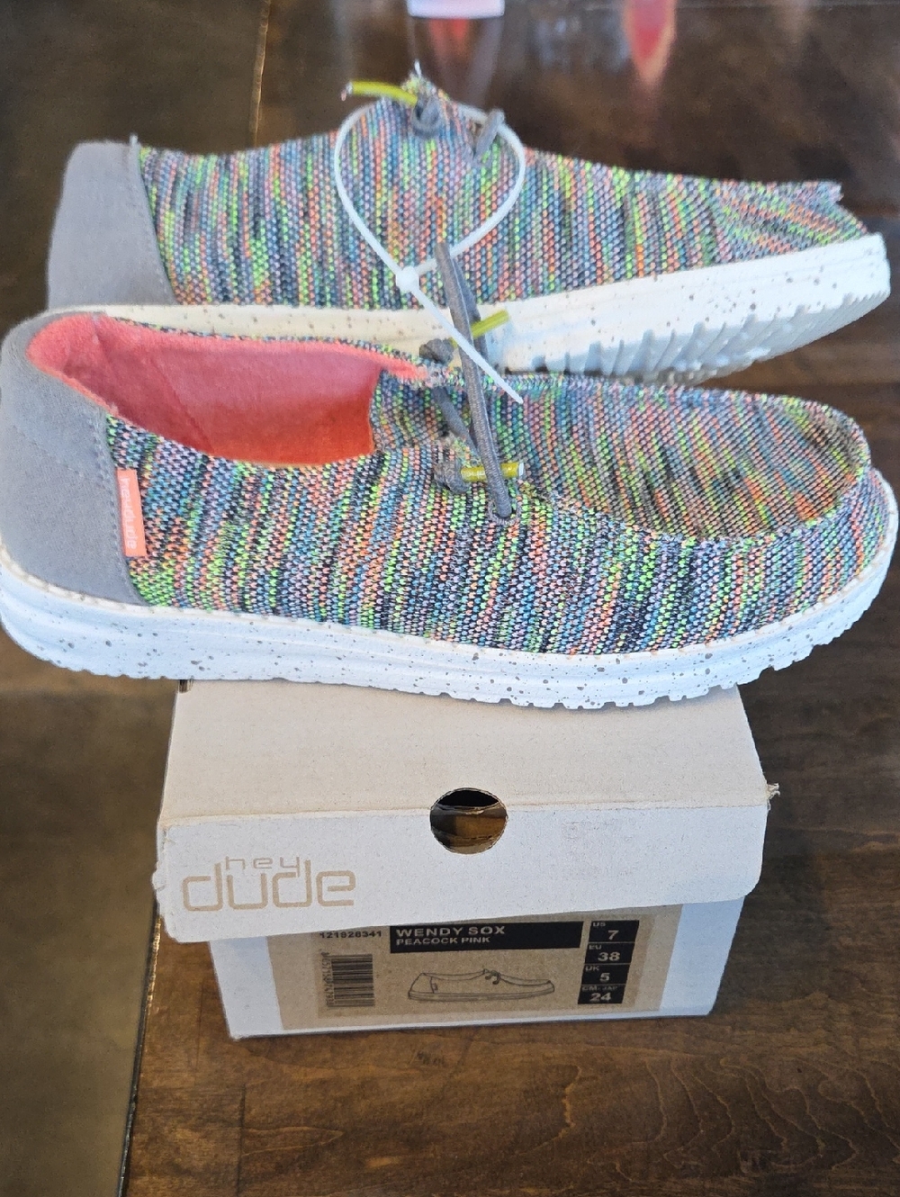 Hey Dude Size 7 Women's Multicolor Knit Slip-Ons with Coral Lining